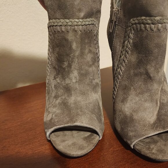 Vince Camuto Abesta Peep Toe Ankle Bootie - Picture 2 of 6